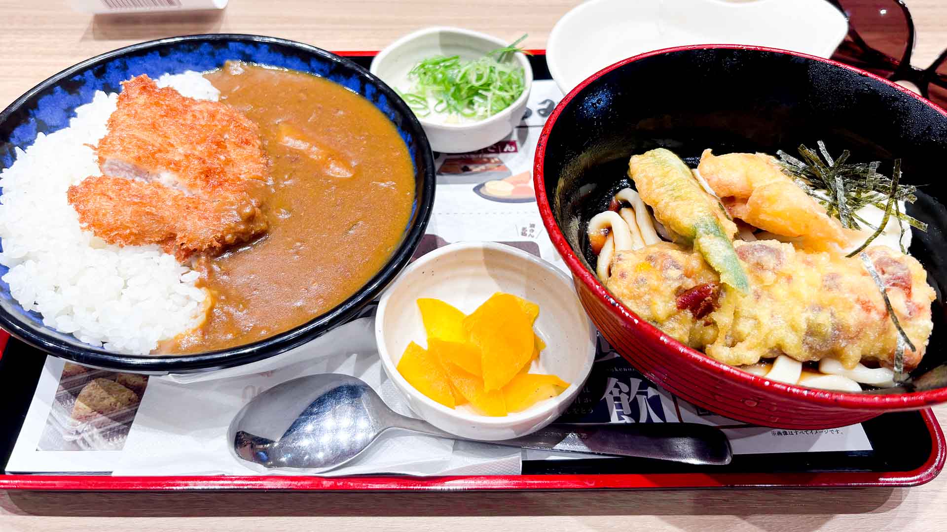 資さんうどん 尼崎アマドゥ店